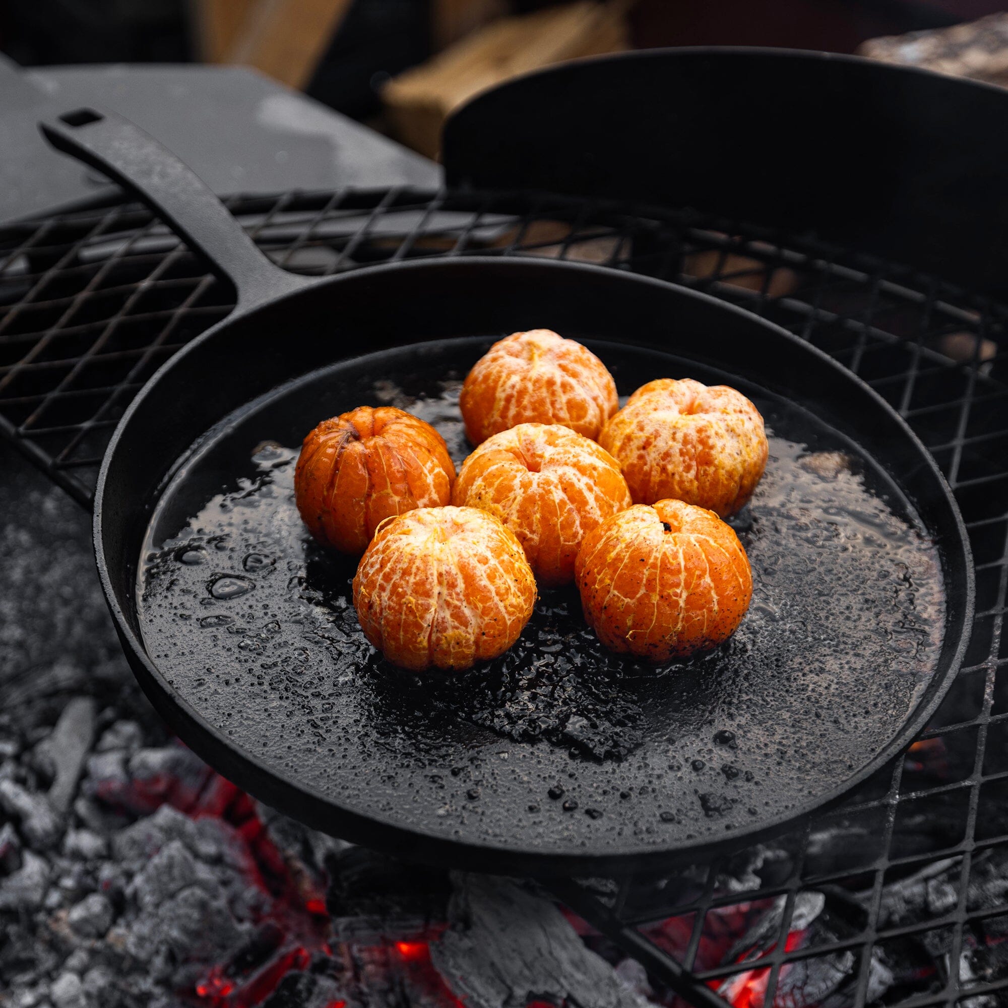 cast-iron-skillet-griddle-03-03-CKW-320_SkilletGriddle-12_PDP_04 Cast Iron Skillet Griddle