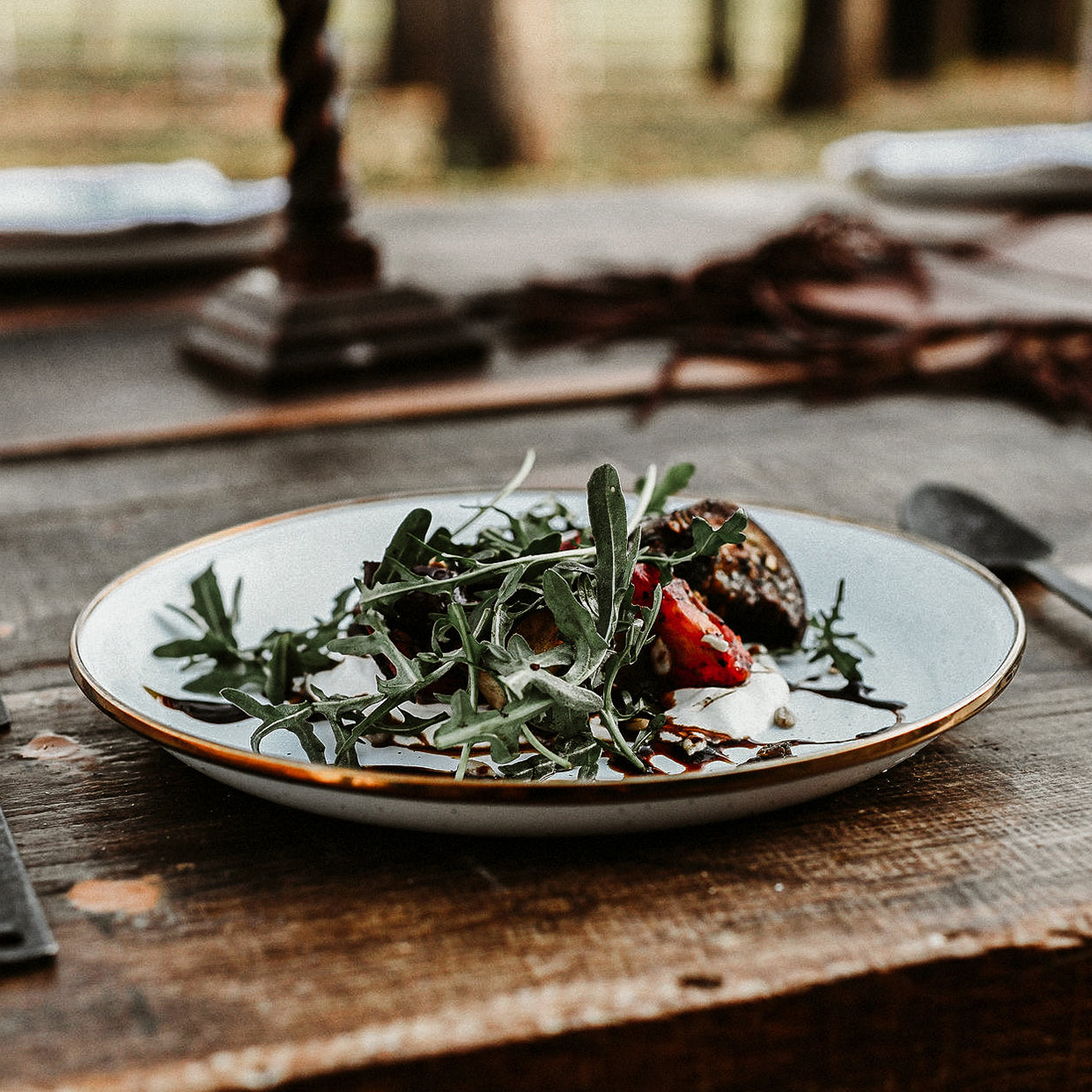 enamelware-dining-collection-eggshell-25-25-CKW-392_EnamelSaladPlateSet-Eggshell_PDP_03 Enamelware Dining Collection - Eggshell