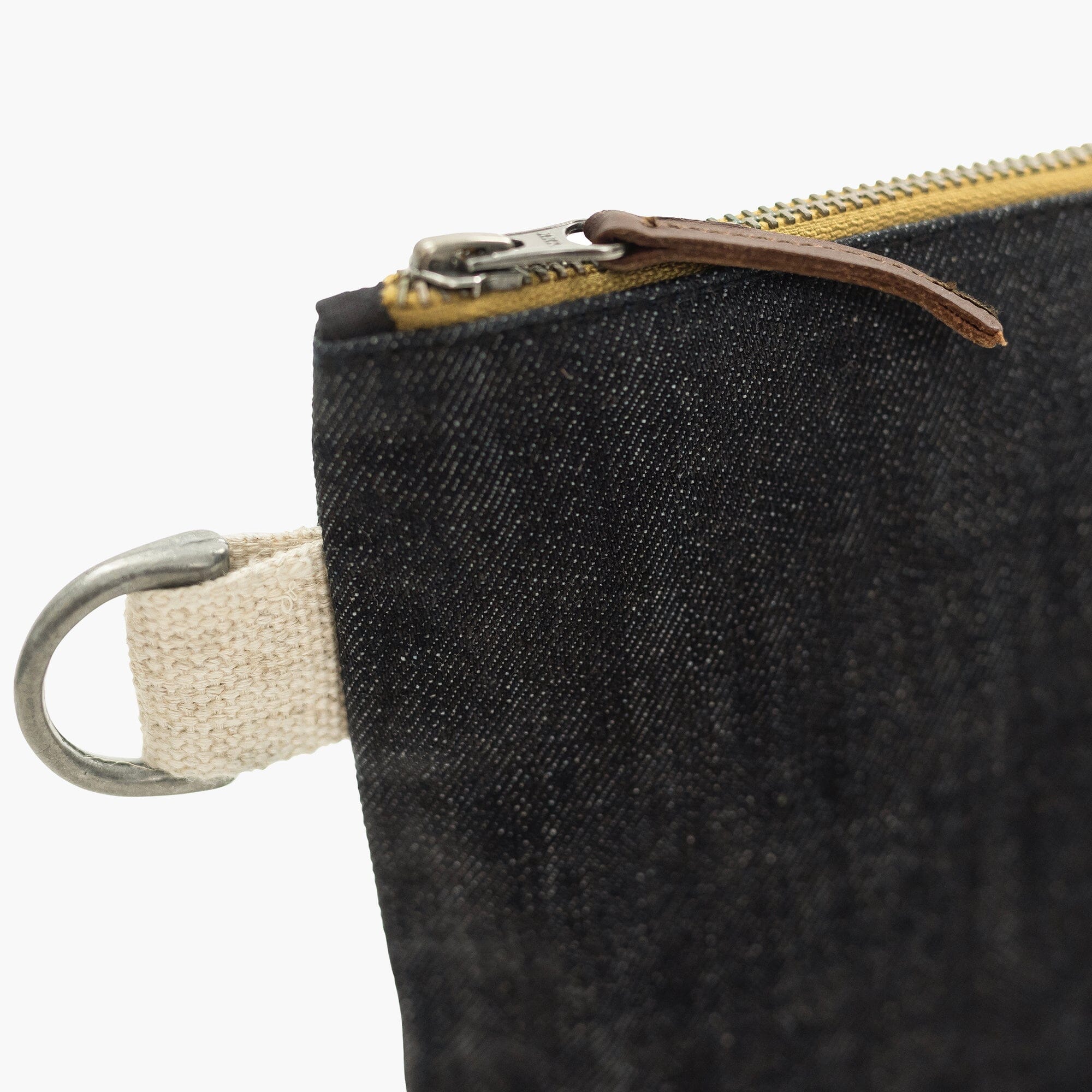 neelum-zipper-pouch-denim-08-08-STC-733_NeelumZipperPouch-Large-Denim_PDP_07 Neelum Zipper Pouch - Denim