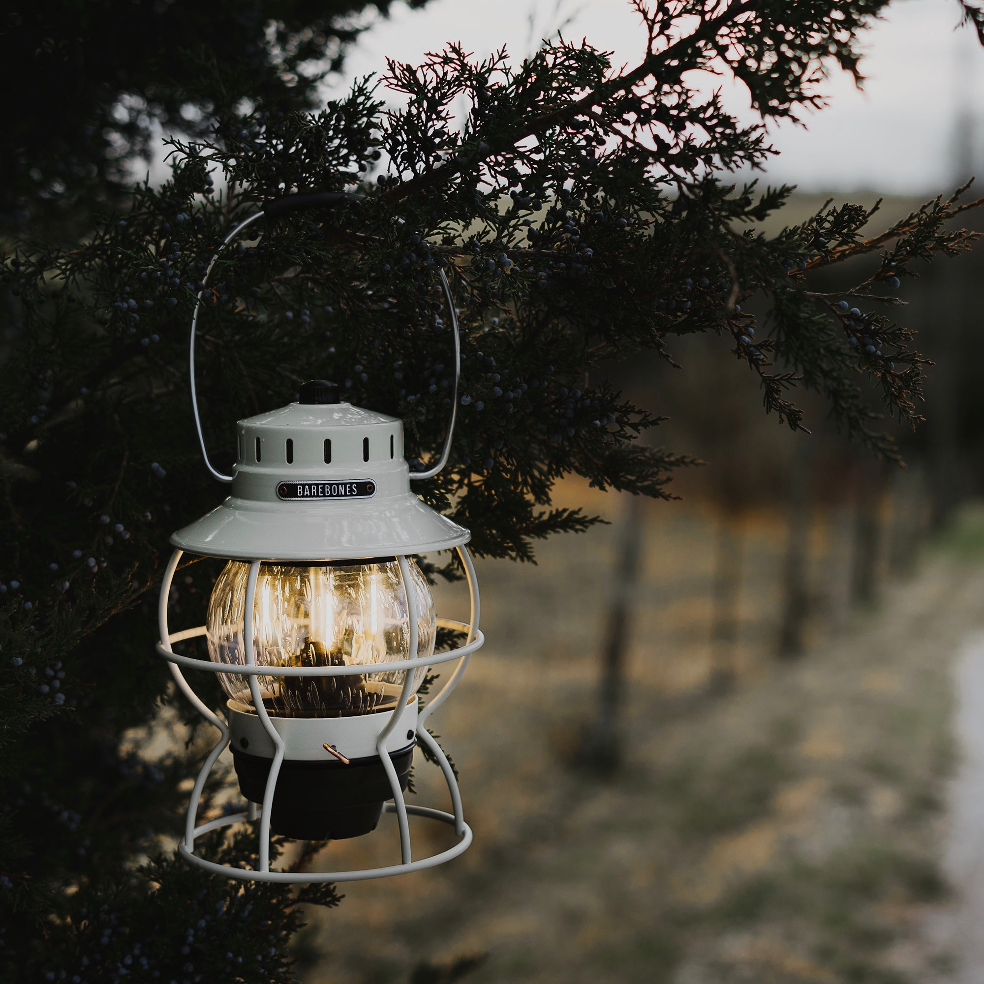 railroad-lantern-11-11-LIV-180_RailroadLantern-VintageWhite_PDP_04 Railroad Lantern